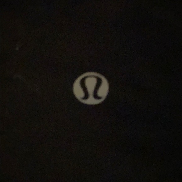 Black lululemon reversible leggings - Picture 4 of 7